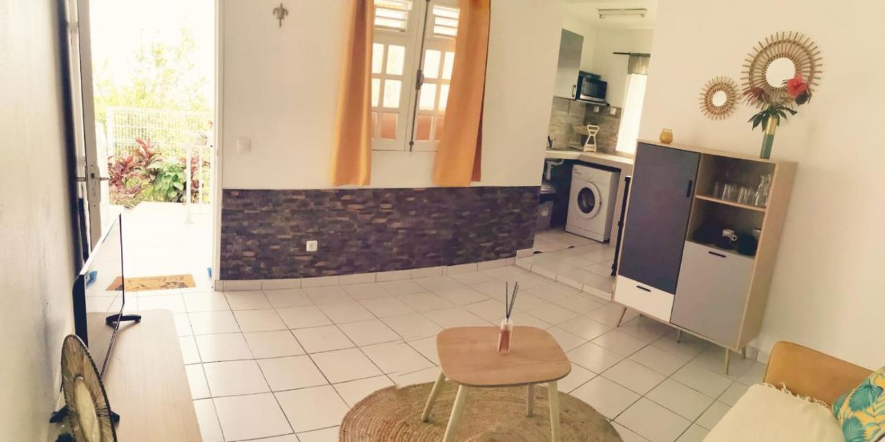 Abri Papaye Apartment Riviere-Salee Exterior photo